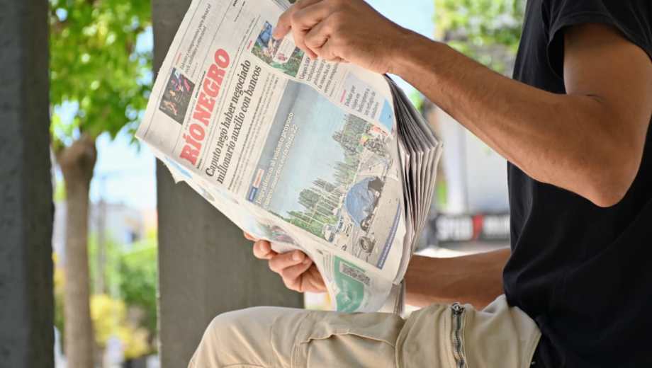 Lector de Diario RÍO NEGRO. Foto: Florencia Salto.-