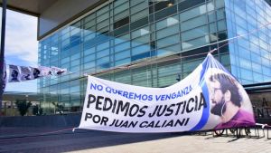 Comenzó el juicio por el crimen del periodista Juan Caliani en Neuquén: su familia busca «justicia reparadora»