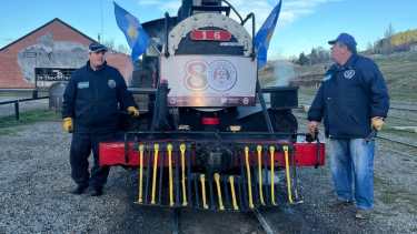 Por cuatro décadas condujo La Trochita: ahora jubilado, prepara a las nuevas generaciones de maquinistas