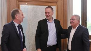 Manuel Adorni mueve fichas: trabaja en el diálogo interno y convocó a una reunión de Gabinete para bajar tensiones