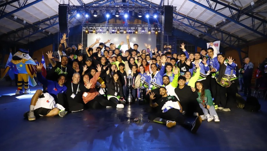 Asi festejó la delegación rionegrina en noviembre de 2024. En diciembre de este año buscará su sexto título consecutivo.