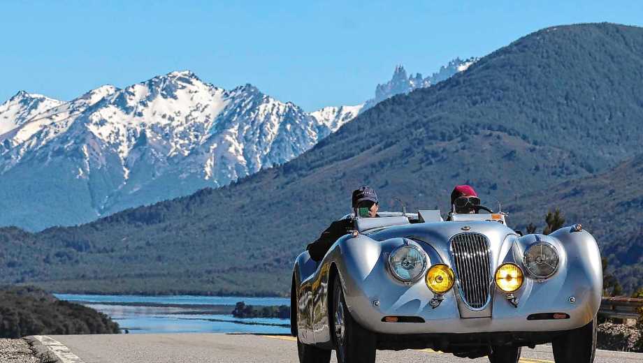 El evento se realizará del 26 al 29 de noviembre en Bariloche, y se trata de la 36va edición de las 1000 Millas Sport, la competencia de regularidad más emblemática del país, organizada por el Club de Automóviles Sport (CAS).