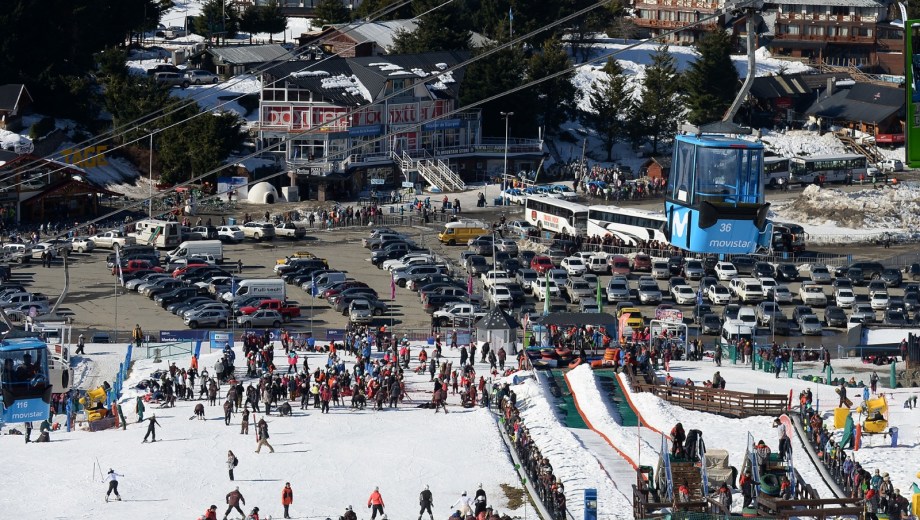 El municipio de Bariloche reactiva el debate por el desarrollo urbanístico del cerro Catedral. Archivo