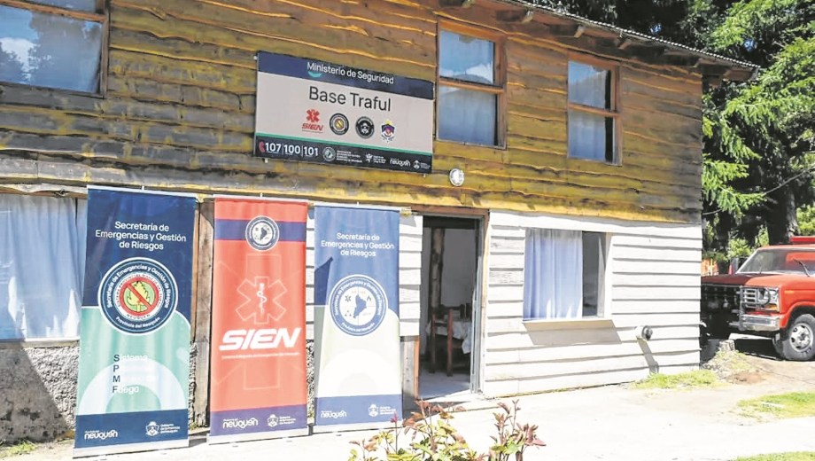 Se inauguró una base de emergencias en Villa Traful que agrupa a brigadistas,bomberos y paramédicos (Neuquéninforma)