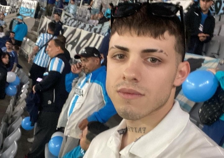 Alejo Ciganotto tiene 23 años y fue nominado por la FIFA como uno de los mejores hinchas del mundo.