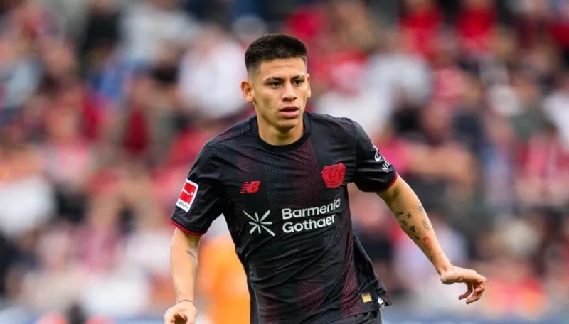 El Diablito Echeverri mete presión para volver a River en 2026 - Diario Río  Negro