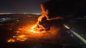 Explosiones en un Polo Industrial de Ezeiza: por el incendio reportaron cerca de 20 personas heridas