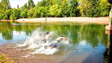 Mucho sol y calor en Neuquén y Río Negro este sábado: a qué hora se levanta el viento en el Alto Valle