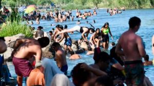 Calor extremo en Neuquén y Río Negro este domingo: casi 40°C en el Alto Valle, qué pasa con el viento