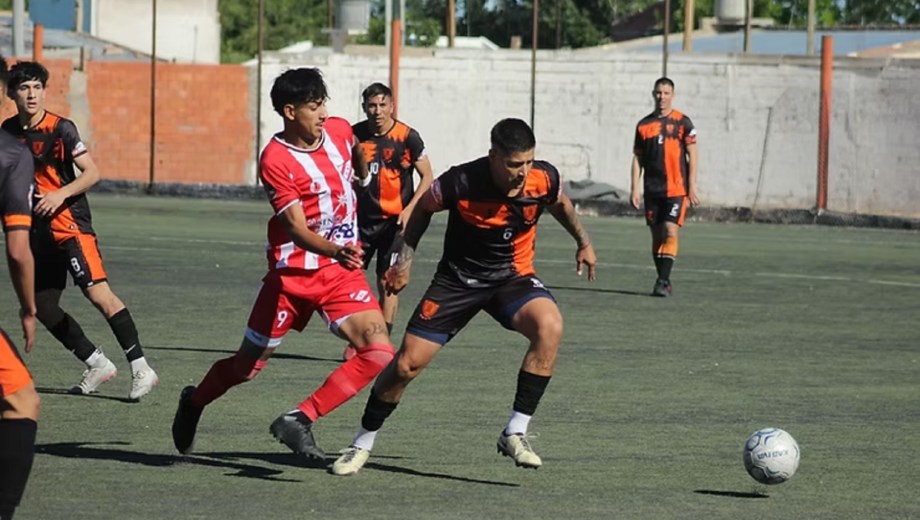Independiente venció a Petrolero y está puntero de su zona.
