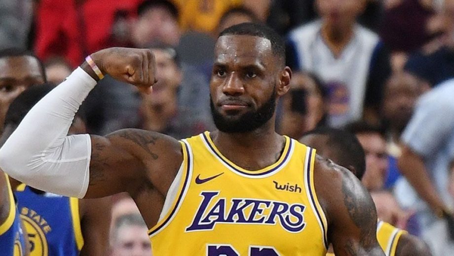 LeBron James disputará su temporada 23° en la NBA.