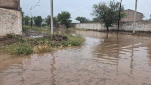 Video | Fuerte temporal de granizo y lluvia: Neuquén, Centenario y Las Lajas entre las más afectadas