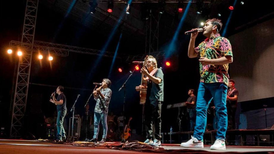 Los nocheros en el Aniversario de Regina.