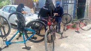 Allanamientos en Neuquén: secuestraron cocaína, bicicletas robadas y hay siete demorados