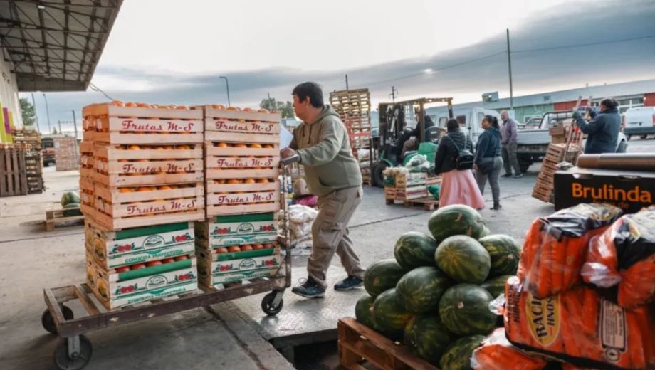 El Mercado Concentrador de Neuquén abrirá durante el fin de semana largo. Foto: Florencia Salto