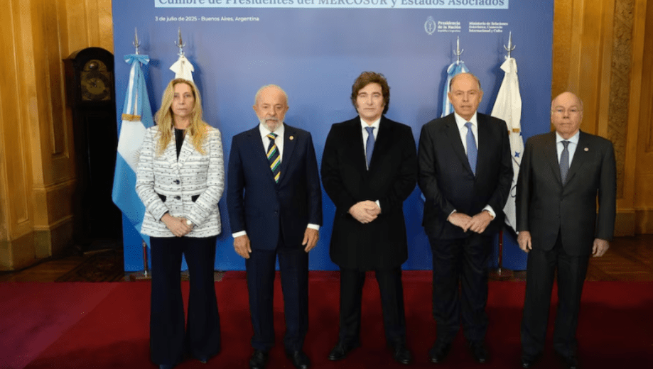 Javier Milei aún no confirmó si estará en la Cumbre del Mercosur. Foto: Gentileza Infobae. 