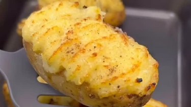 Papas rellenas con boloñesa y mucho queso: ¡el gratinado perfecto!