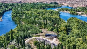 Desde la península Hiroki se presentó la temporada estival en la ciudad de Neuquén