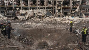 Ataque masivo de Rusia y Ucrania en medio de las negociaciones para frenar la guerra