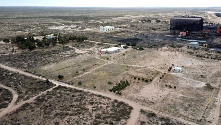 Arriba, a la izquierda, las tierras sujetas a expropiación. Foto: Marcelo Ochoa. 