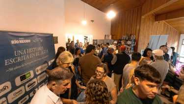 «Una historia escrita en el agua”: el documental que recorre 50 años de la Regata del Río Negro, se podrá ver hoy en el Festival Audiovisual de Bariloche