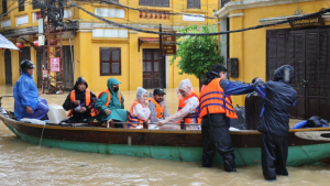 Lluvias torrenciales en Vietnam dejan 41 muertos, inundaciones y 60 mil evacuados