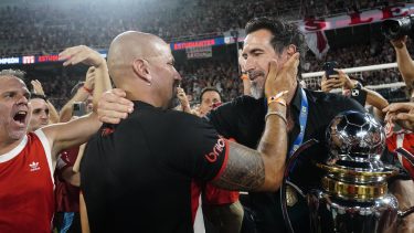 Eduardo Domínguez sigue en Estudiantes: renueva hasta diciembre de 2027