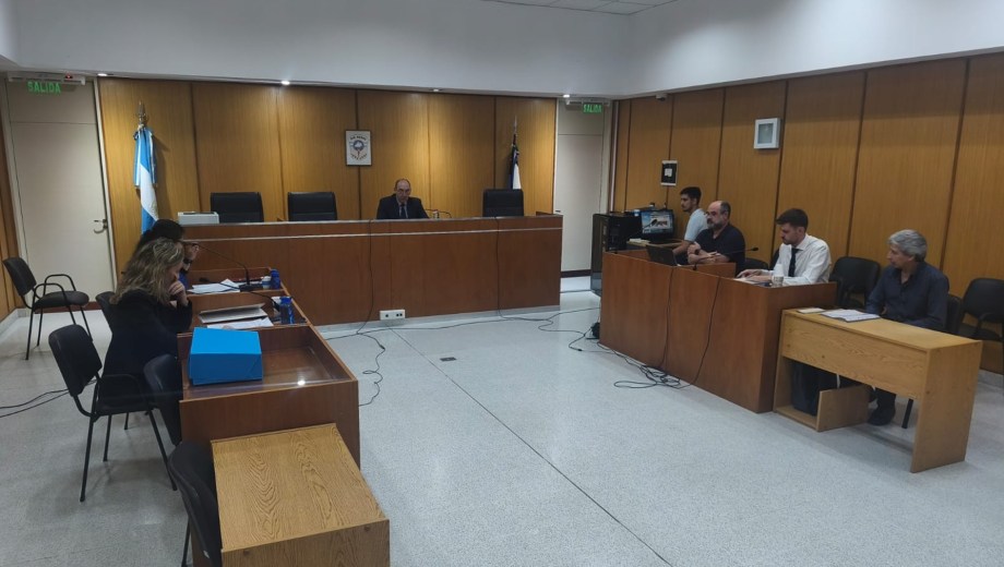 Allanamientos en General Roca permitieron detener a tres nuevos acusados por entraderas violentas investigadas en el Alto Valle. Foto MPF Río Negro.
