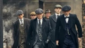 La exitosa serie “Peaky Blinders“, tendrá su película