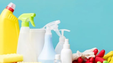 ANMAT prohibió 12 productos de limpieza por falta de registro sanitario