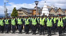 Imagen de Con más de un centenar de agentes policiales refuerzan la seguridad para la temporada de verano en Bariloche