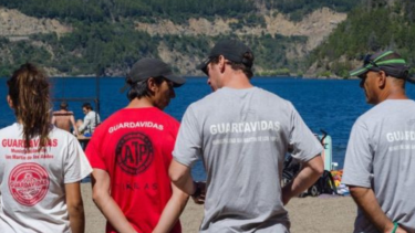 Guardavidas en alerta en San Martín de los Andes: denuncian incumplimientos laborales y lanzan un plan de lucha