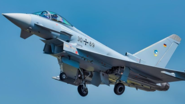 Reino Unido desplegó aviones sobre Malvinas, a días de la compra argentina de los F-16 de Javier Milei