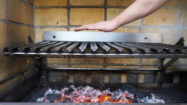 Seguro no lo sabías: A qué altura debe estar la parrilla para hacer un buen asado 