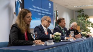 Desde Bariloche ponen en agenda el desarrollo satelital de Argentina