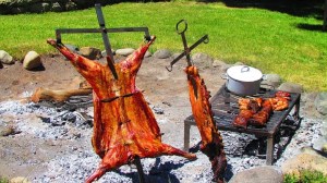 Al asador o a la parrilla: cómo cocinar chivito navideño en las Fiestas de Fin de Año