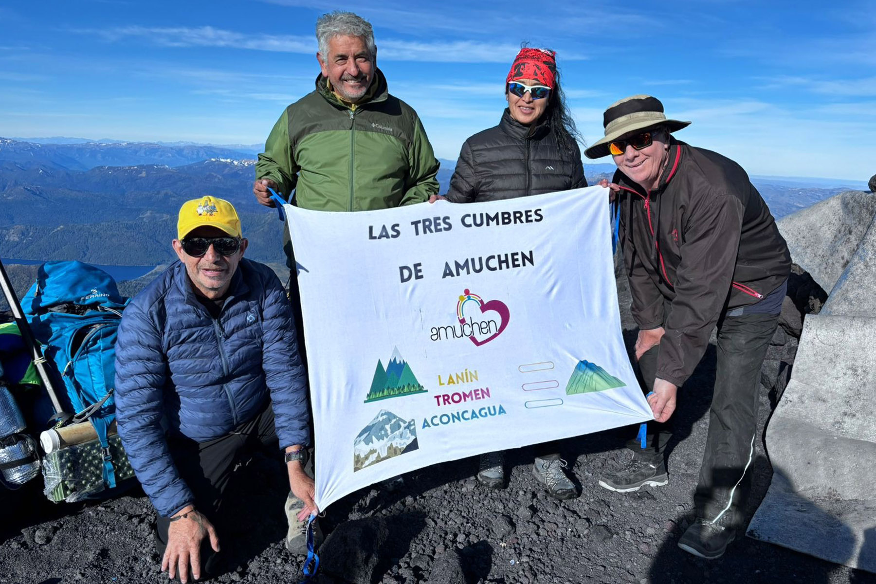 Desaf o Solidario Las Tres Cumbres Escalaron El Lan n Tromen Y Van desaf-o-solidario-las-tres-cumbres-escalaron-el-lan-n-tromen-y-van