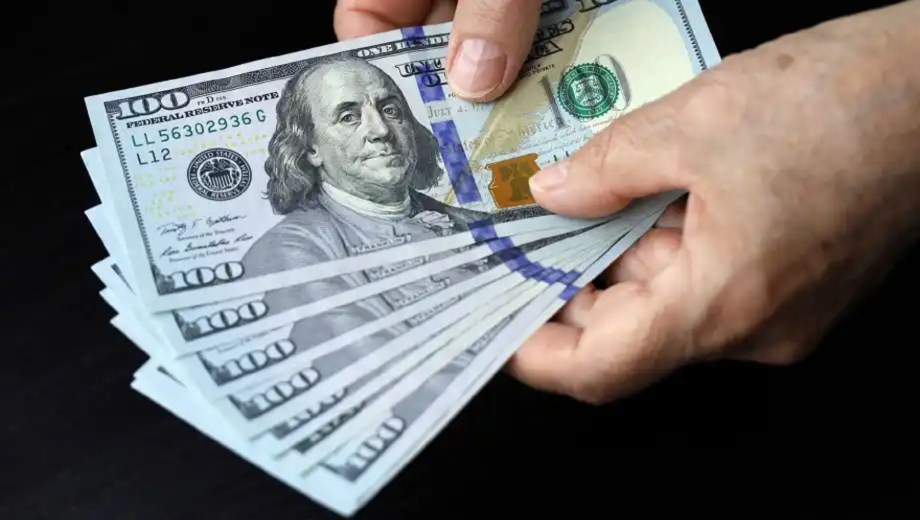 Expectativas de la inflación y el dólar para fin de año.