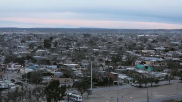 Incendio en una vivienda volvió a exponer la falta de agua en un sector de Barrio Nuevo