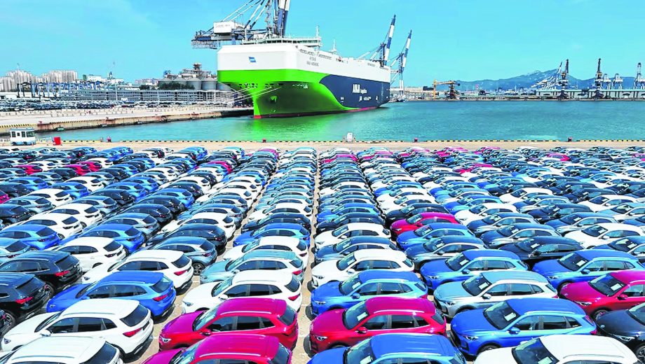 De acuerdo con los patentamientos acumulados entre enero y noviembre, se registraron 556.500 autos y utilitarios livianos, de los cuales cerca del 60% fueron vehículos provenientes del exterior.