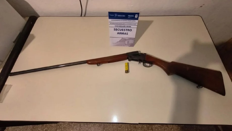 La escopeta que fue incautada por la Policía.