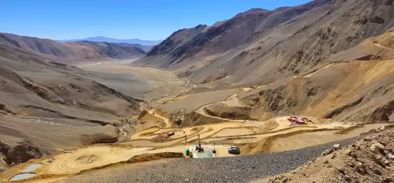 Continúa la exploración de cobre y oro en la Región Andina: avanzan con la Fase 4 del proyecto Lunahuasi