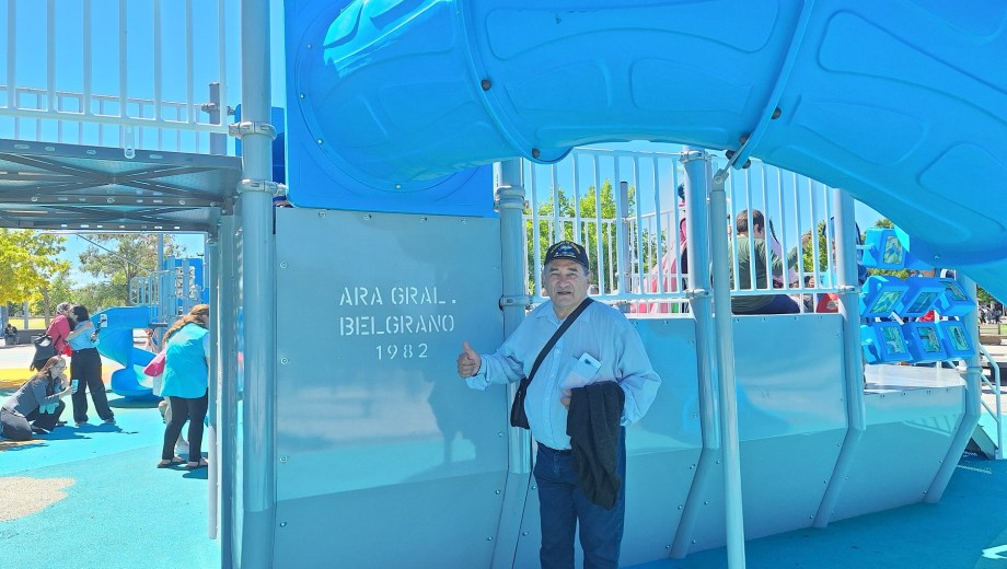 Miguel Ángel Noell, el exaviador que coincidió en la inauguración del parque temático infantil "Crucero Ara Belgrano". (Gentileza).