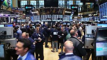 El Merval opera con leve suba y el Riesgo País se mantiene estable: los ADRs cotizan con mayoría de alzas en Wall Street 