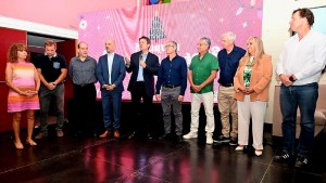 Neuquén se transforma en la «Capital Navideña»: un diciembre de magia, arte y reencuentro