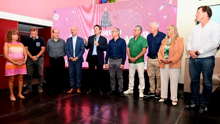 Neuquén capital ya está lista para recibir la Navidad. (Foto: Gentileza).