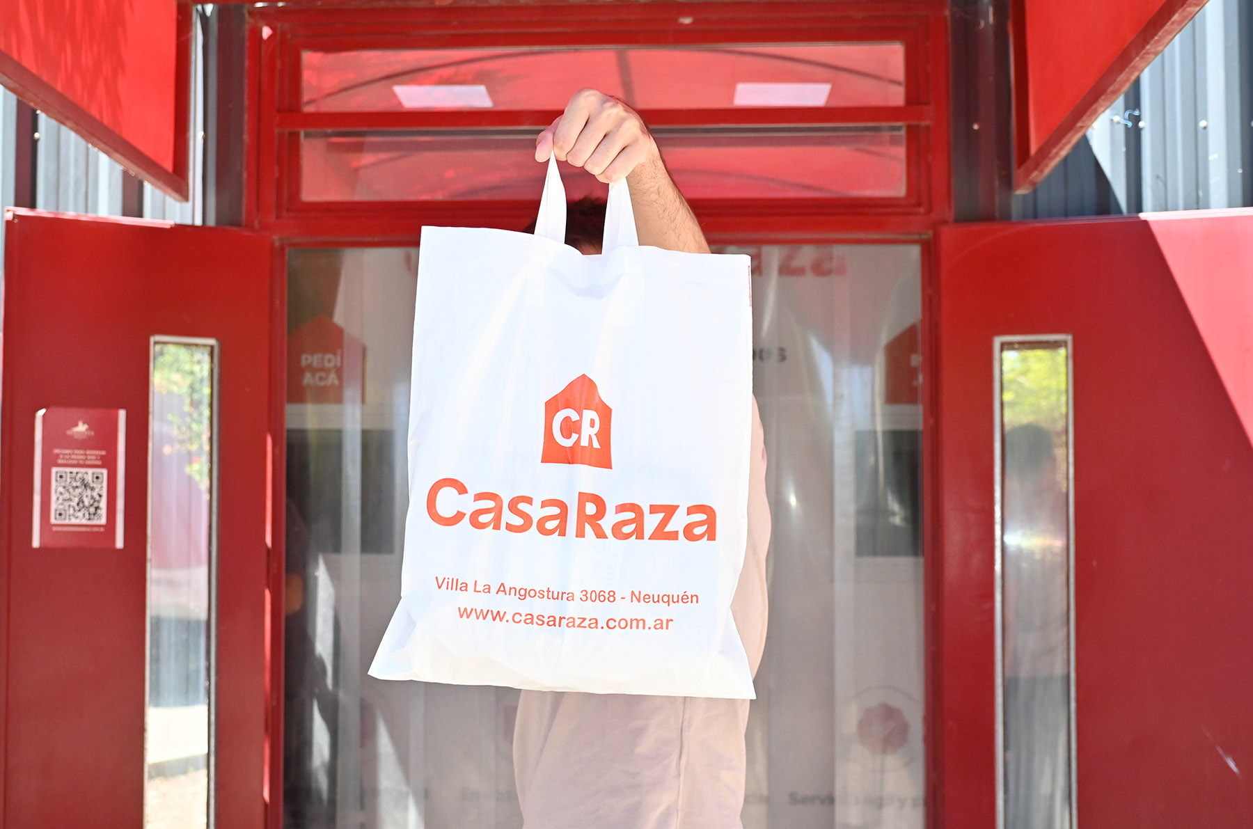 Casa Raza: la tienda oficial de Senderos de Raza abre sus puertas con ...