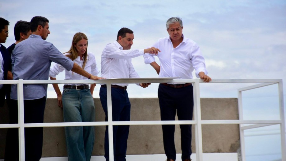 El gobernador Rolando Figueroa seguirá la gira en Chos Malal. Foto: archivo Matías Subat.