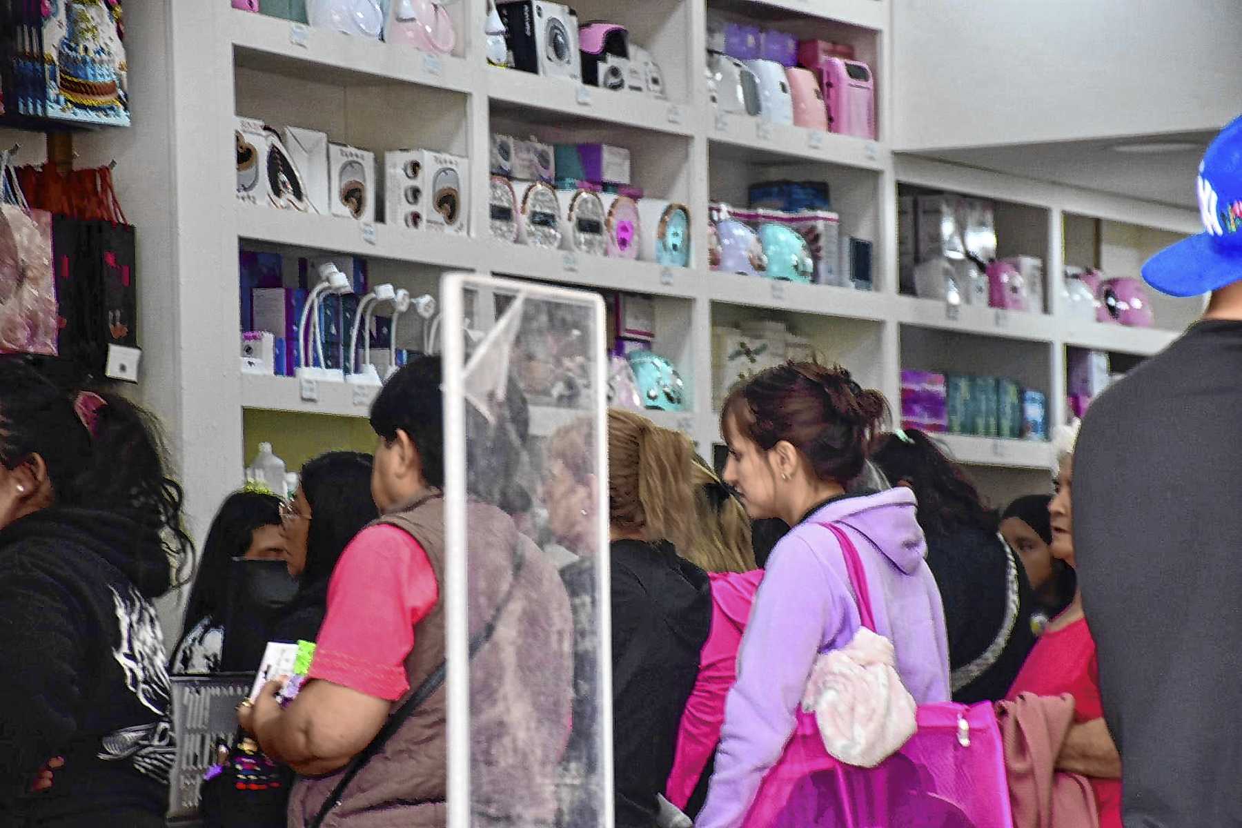 Los importados chinos inundan los bazares de Neuquén: qué productos pueden encontrarse