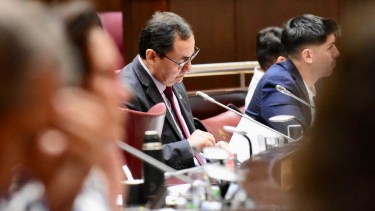 Cómoda mayoría para el Presupuesto 2026 de Rolando Figueroa: dos votos en contra y llamativas ausencias